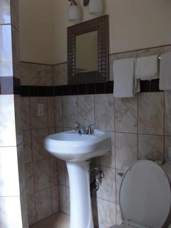 Tropicana Motel Compton Bilik gambar
