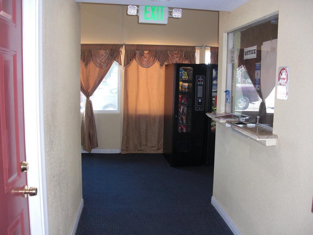Tropicana Motel Compton Luaran gambar